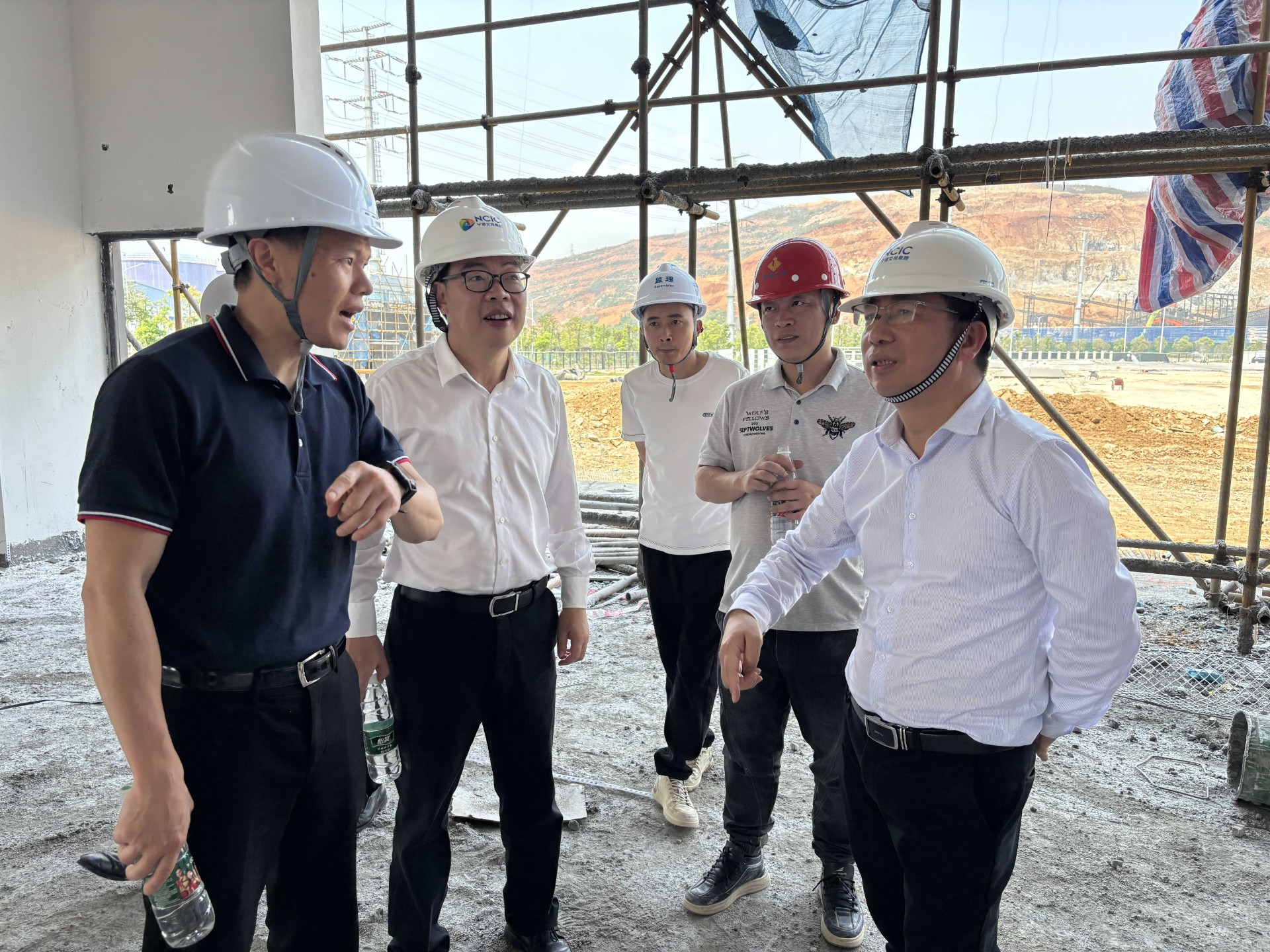 市交投集團領導深入市交投項目開展五一節(jié)前安全檢查，賴海瀾拍攝2_new.jpg