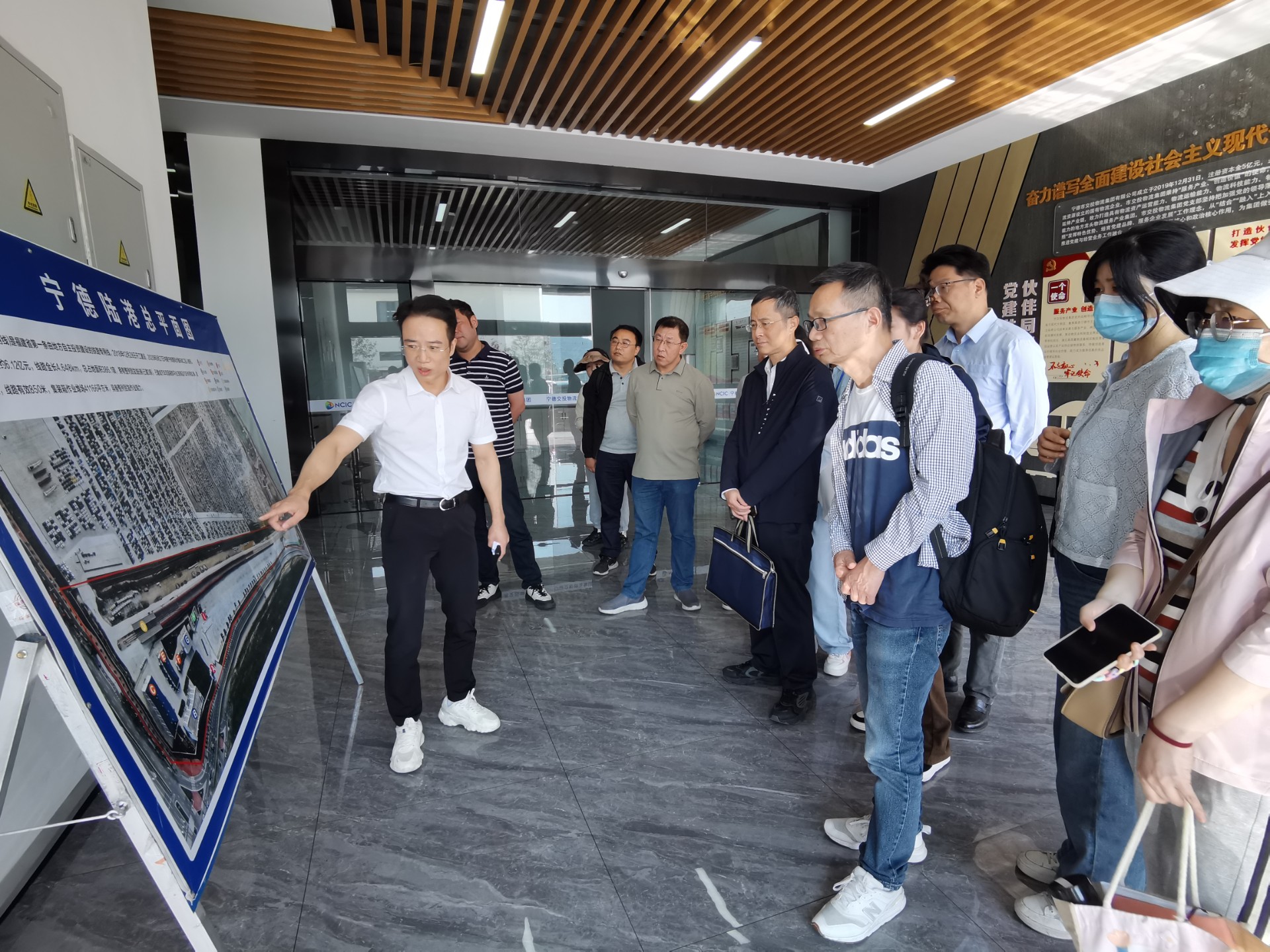 寧德汽車基地項(xiàng)目鐵路專用線擴(kuò)建工程可研報(bào)告評(píng)估會(huì)順利召開，張長(zhǎng)明拍攝1.jpg